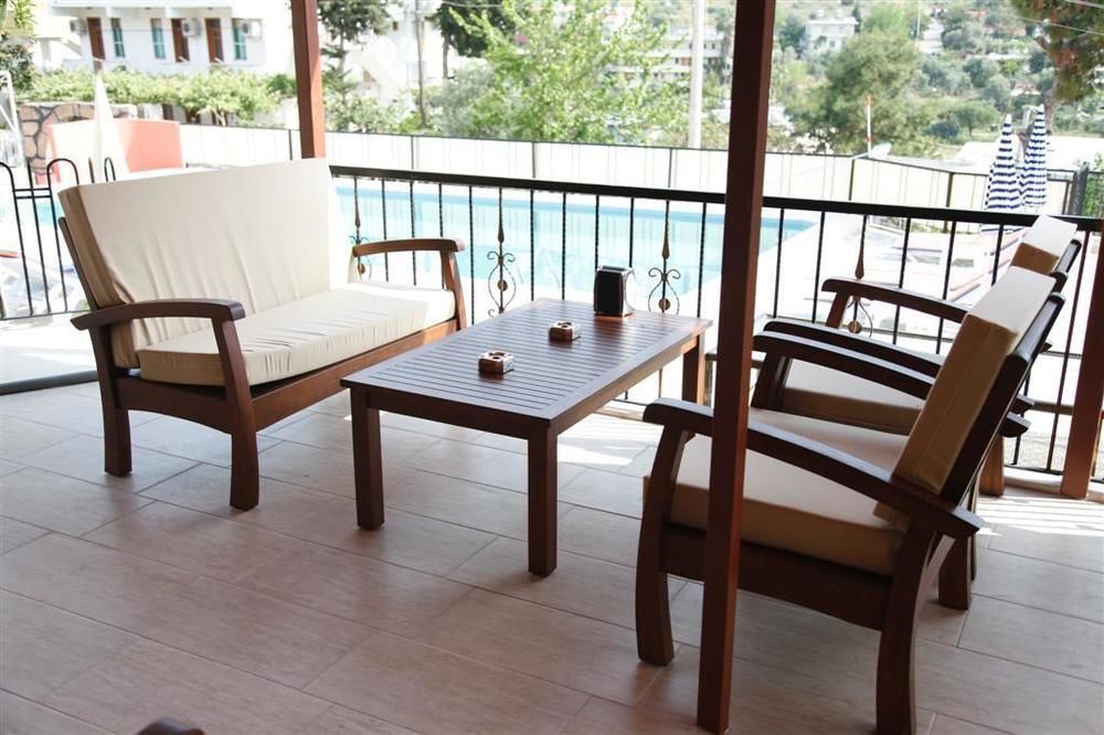 Apollon Hotel 2*